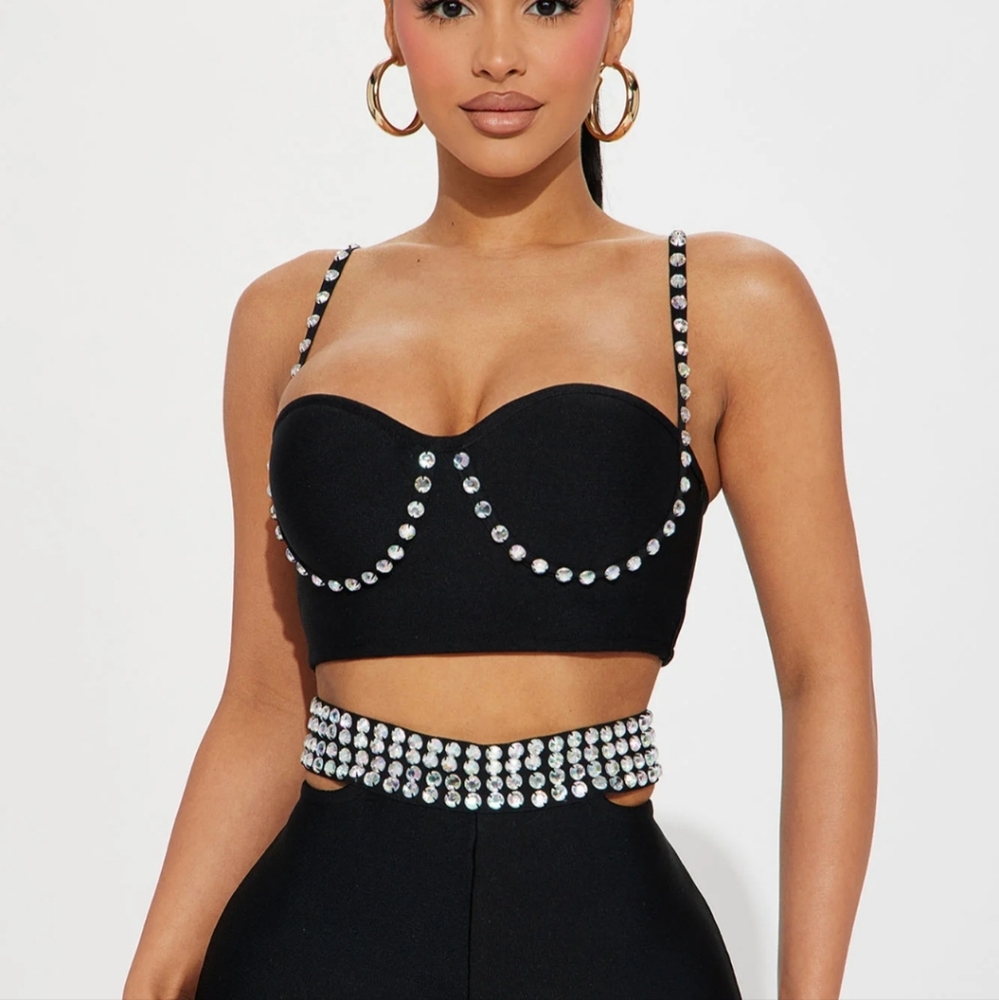Crop top and pants set - Picture 2 of 5